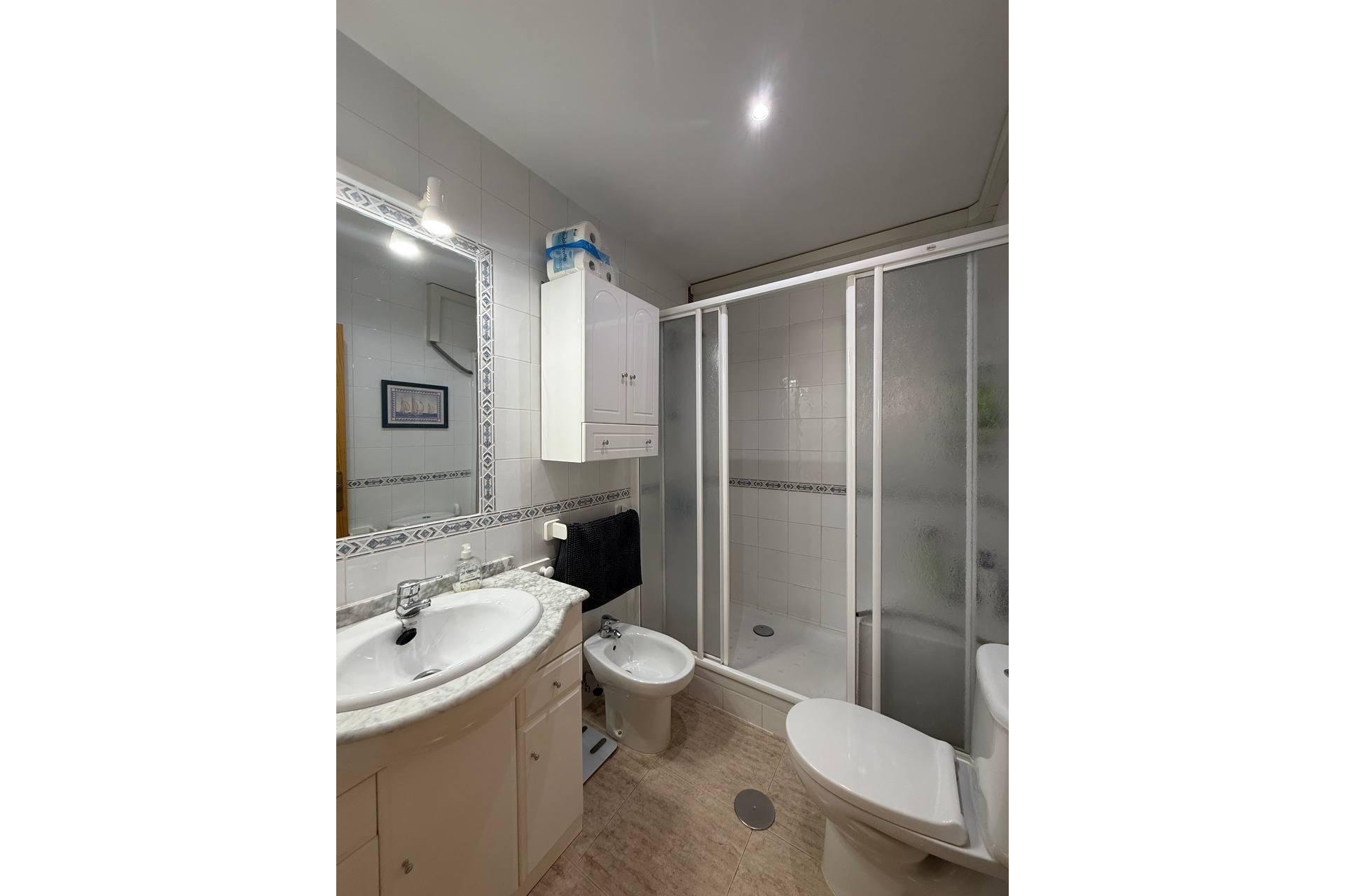 Resale - Apartment -
Orihuela Costa - Campoamor