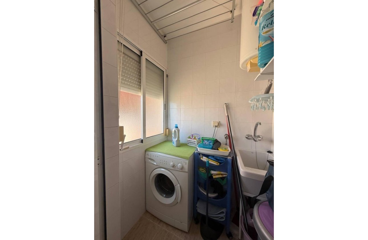 Resale - Apartment -
Orihuela Costa - Campoamor