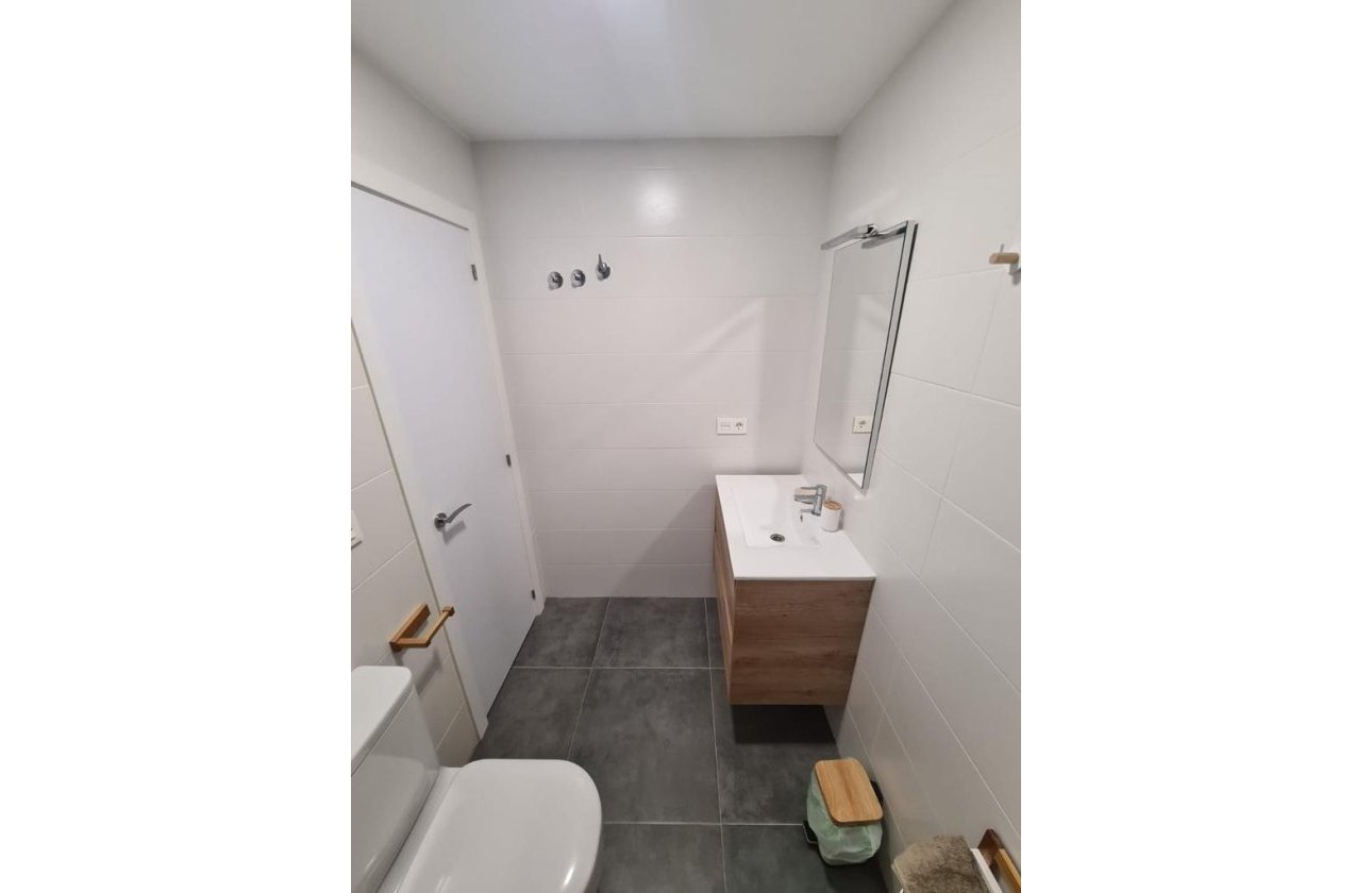 Resale - Apartment -
Orihuela Costa - Campoamor