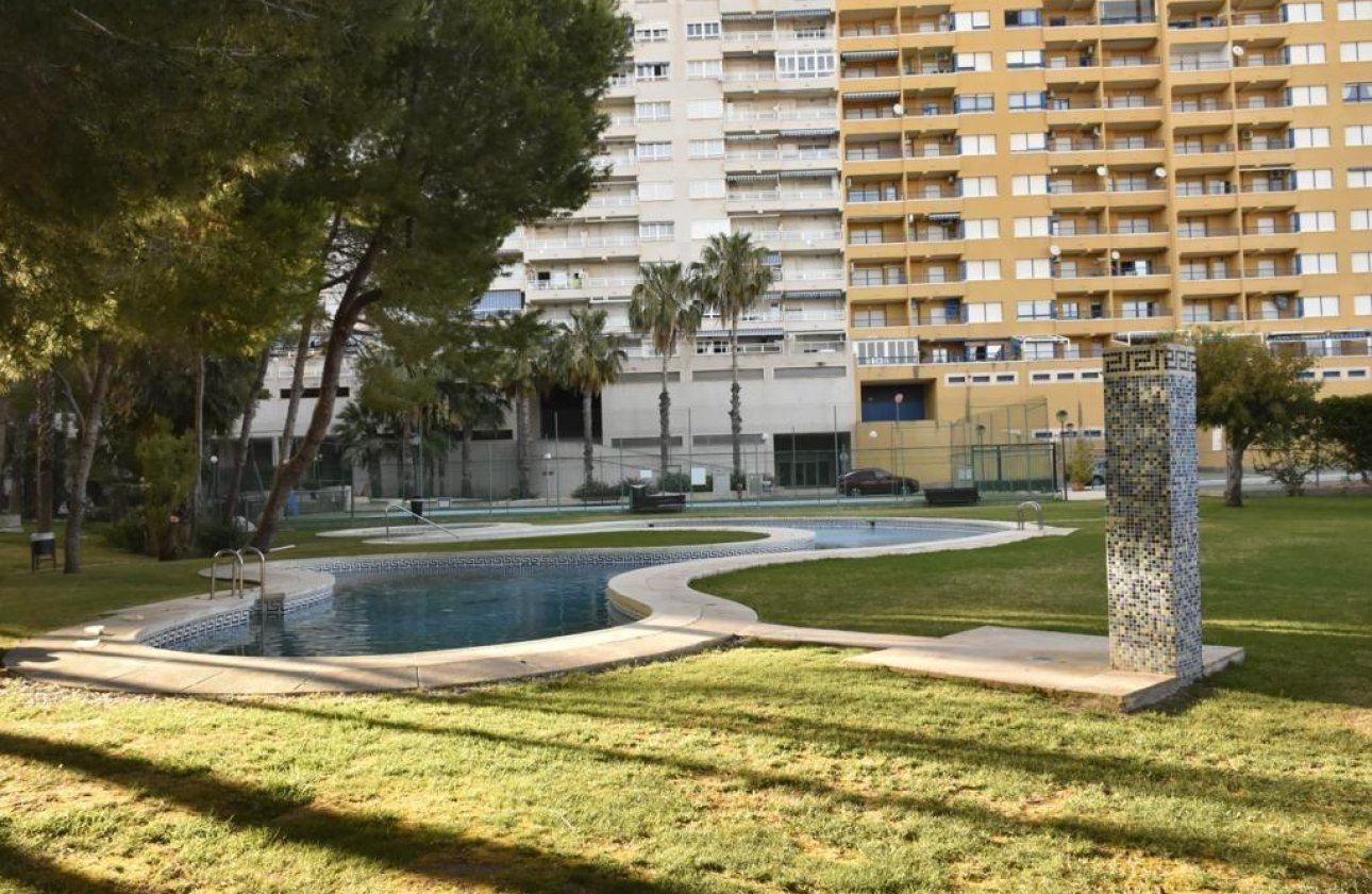 Resale - Apartment -
Orihuela Costa - Campoamor