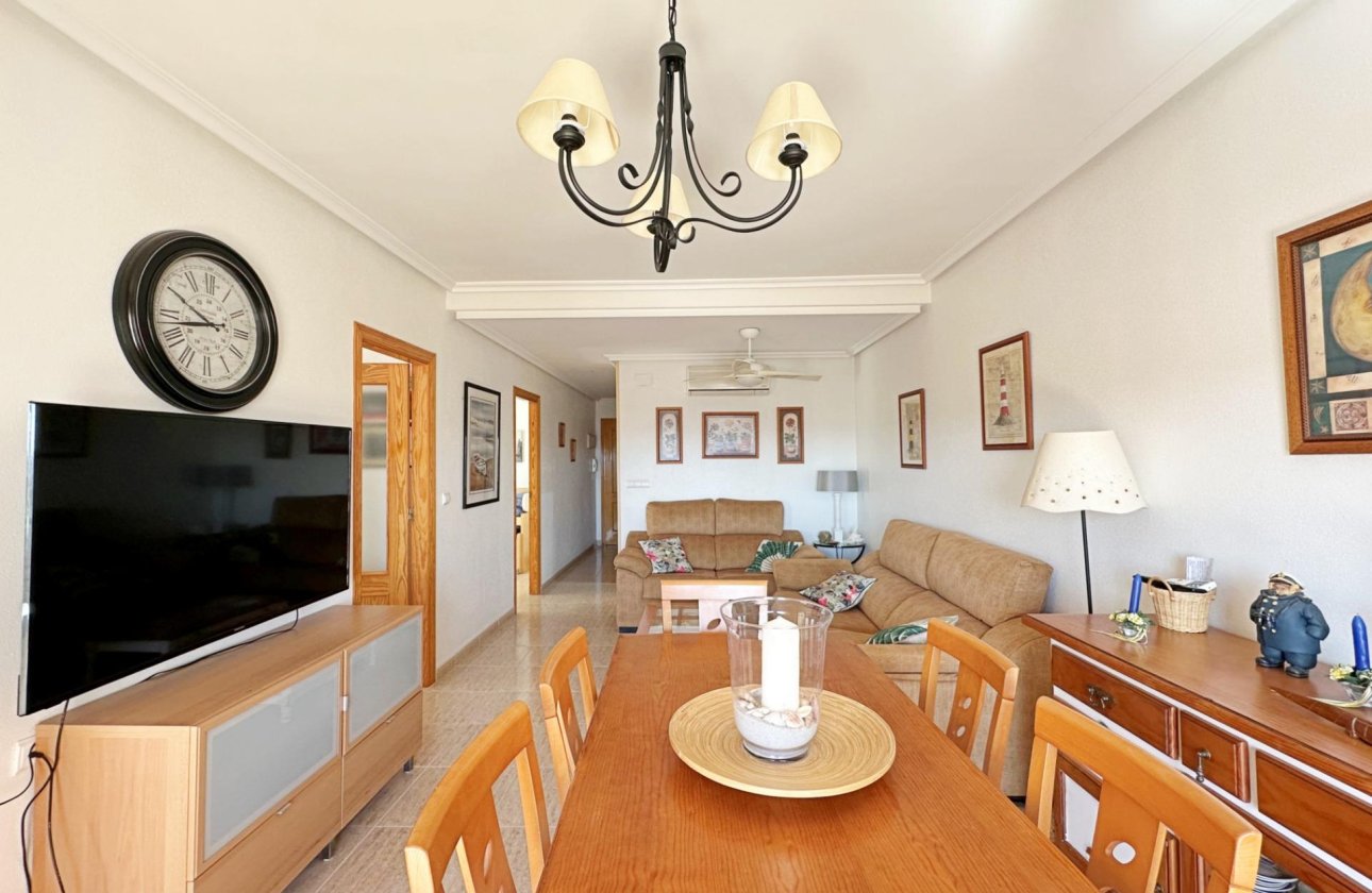 Resale - Apartment -
Orihuela Costa - Campoamor