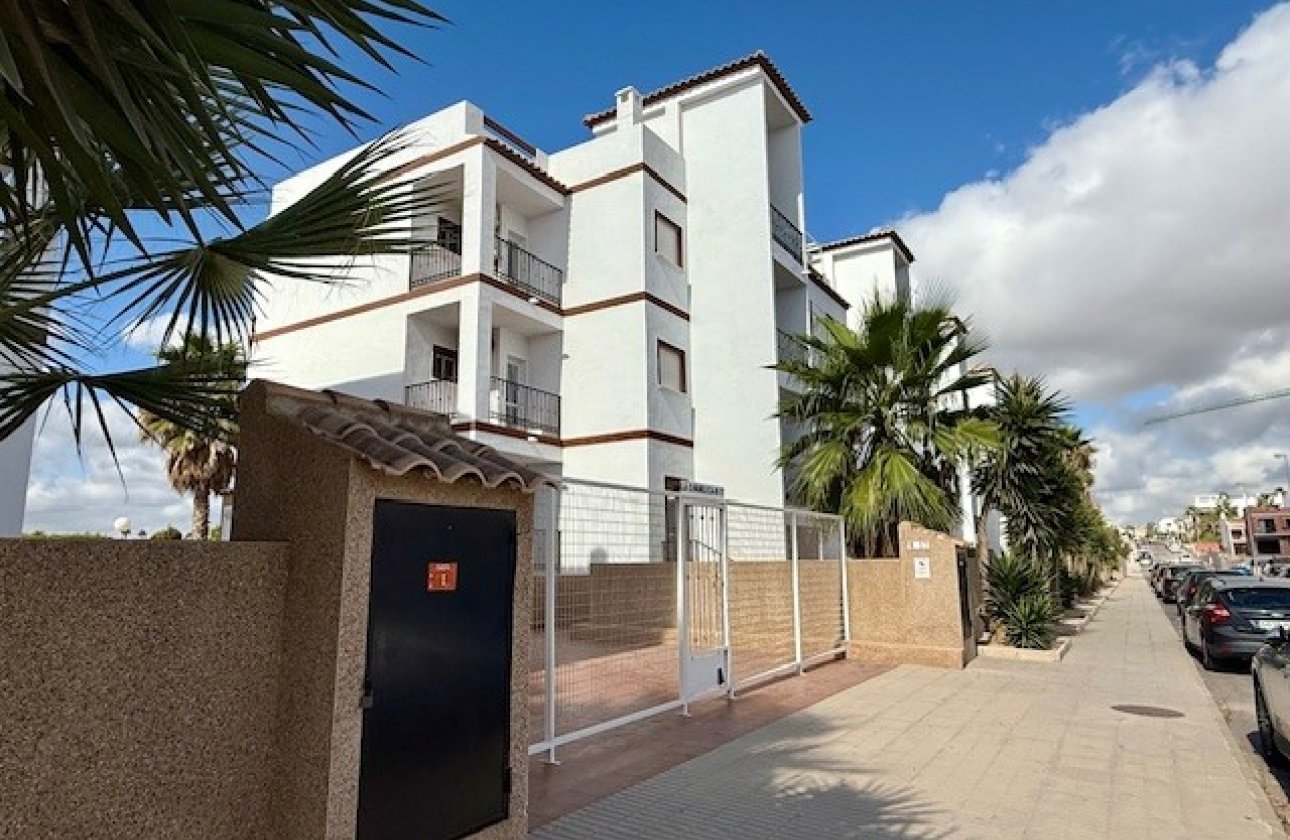 Resale - Apartment -
Orihuela Costa - Costa Blanca