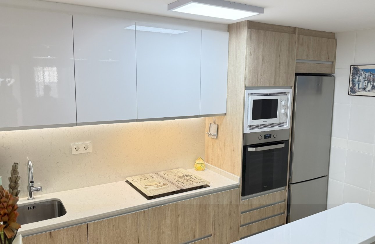 Resale - Apartment -
Orihuela Costa - Costa Blanca