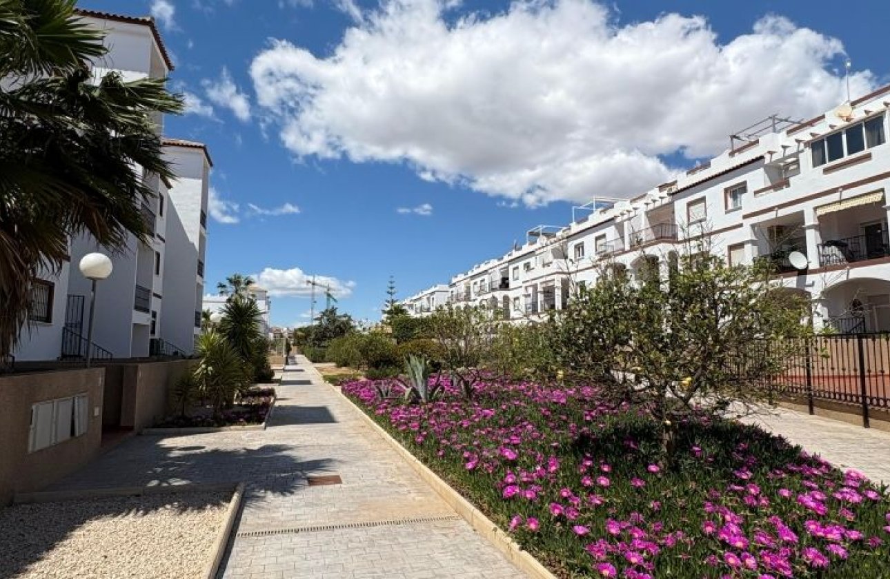 Resale - Apartment -
Orihuela Costa - Costa Blanca