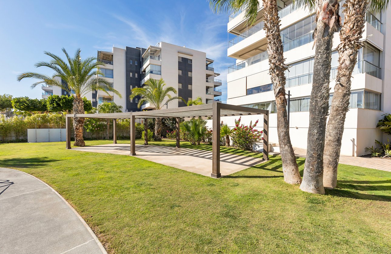 Resale - Apartment -
Orihuela Costa - Costa Blanca