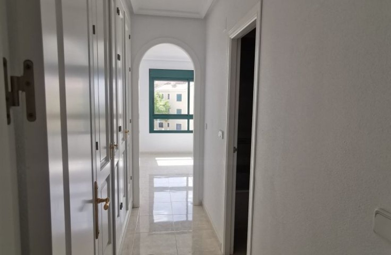 Resale - Apartment -
Orihuela Costa - Costa Blanca