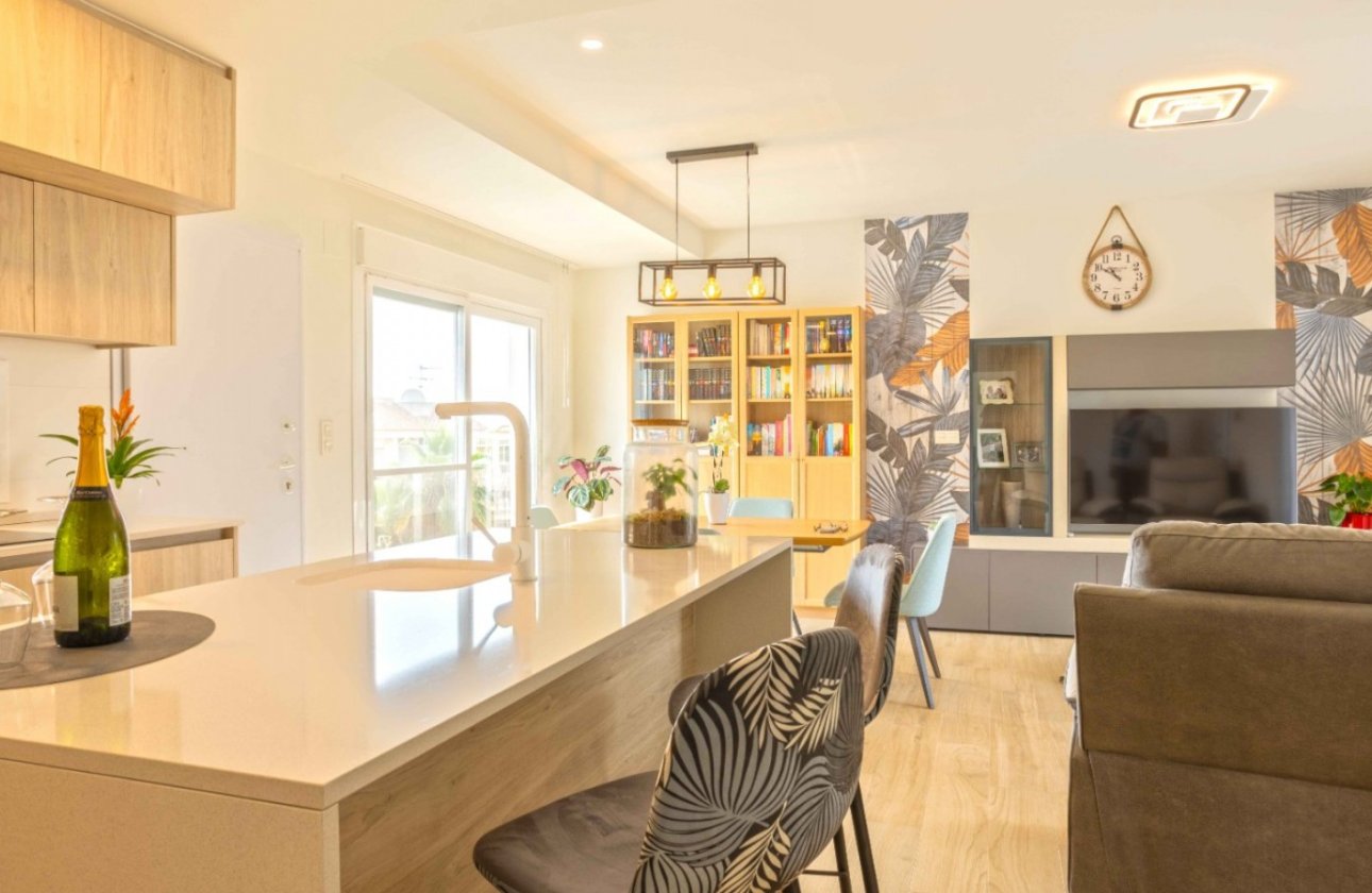 Resale - Apartment -
Orihuela Costa - Costa Blanca