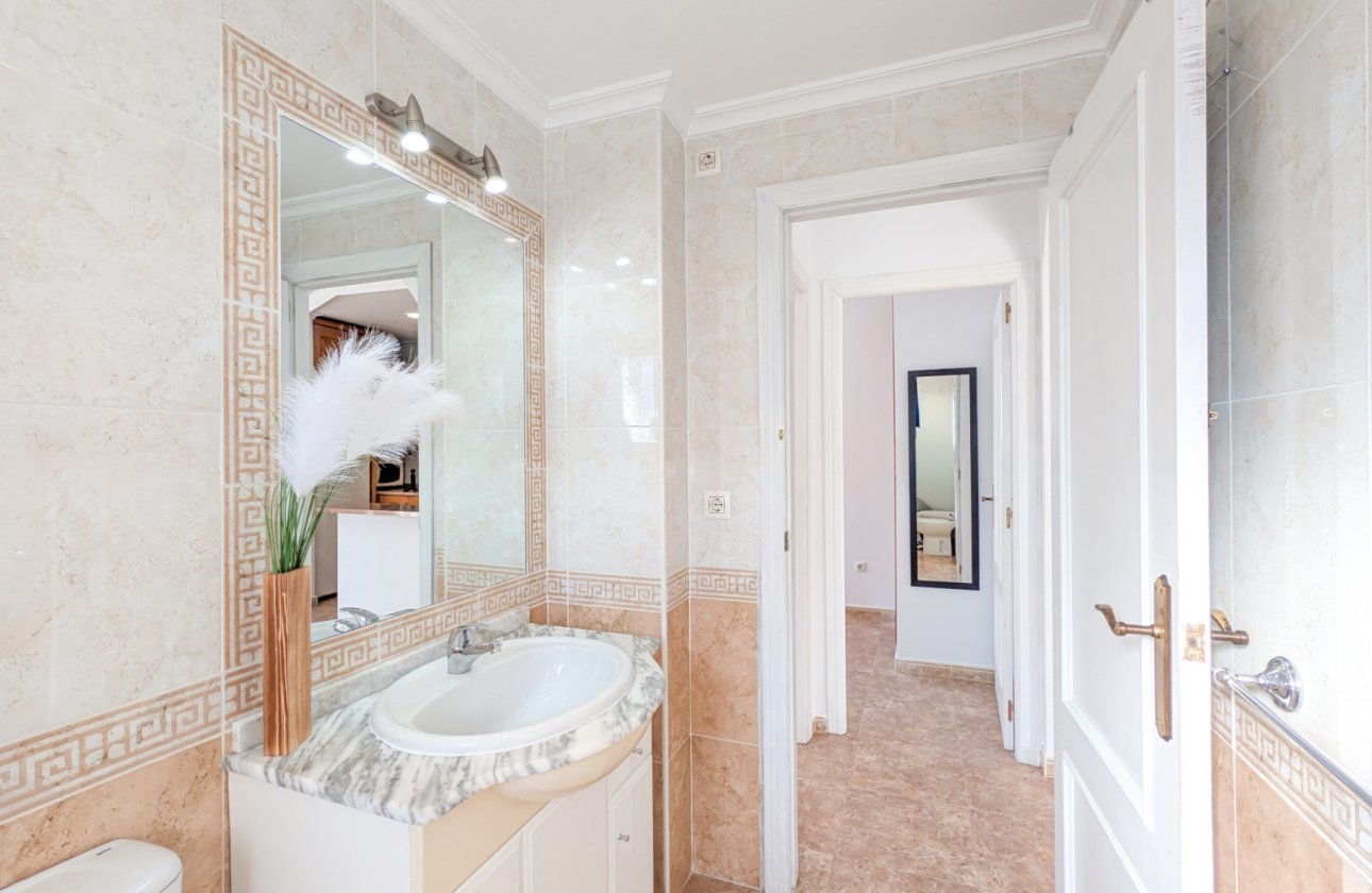 Resale - Apartment -
Orihuela Costa - Costa Blanca