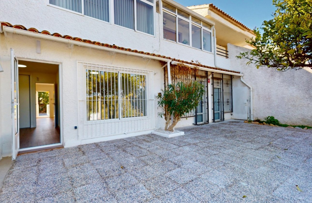 Resale - Apartment -
Orihuela Costa - Costa Blanca