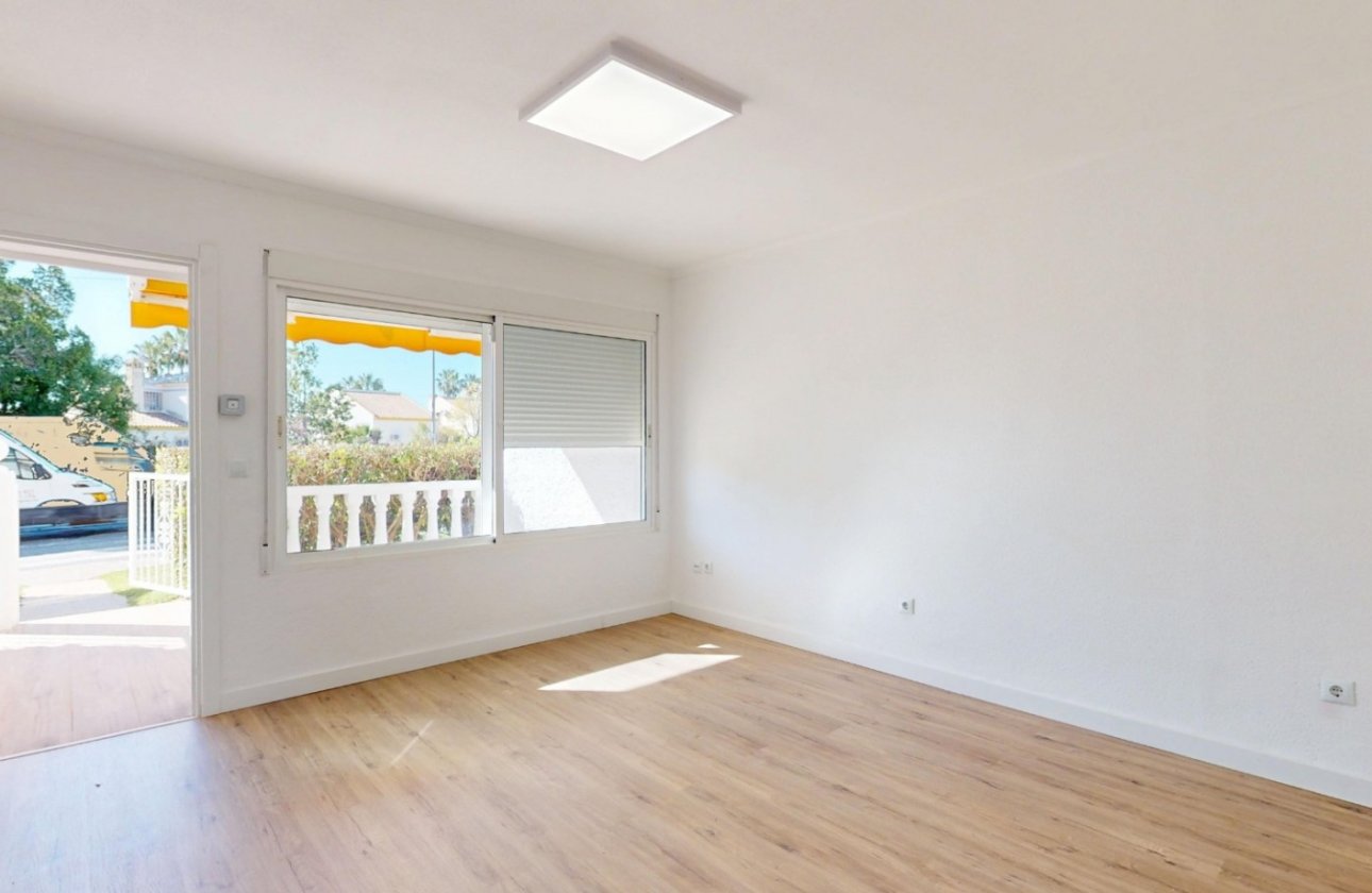 Resale - Apartment -
Orihuela Costa - Costa Blanca