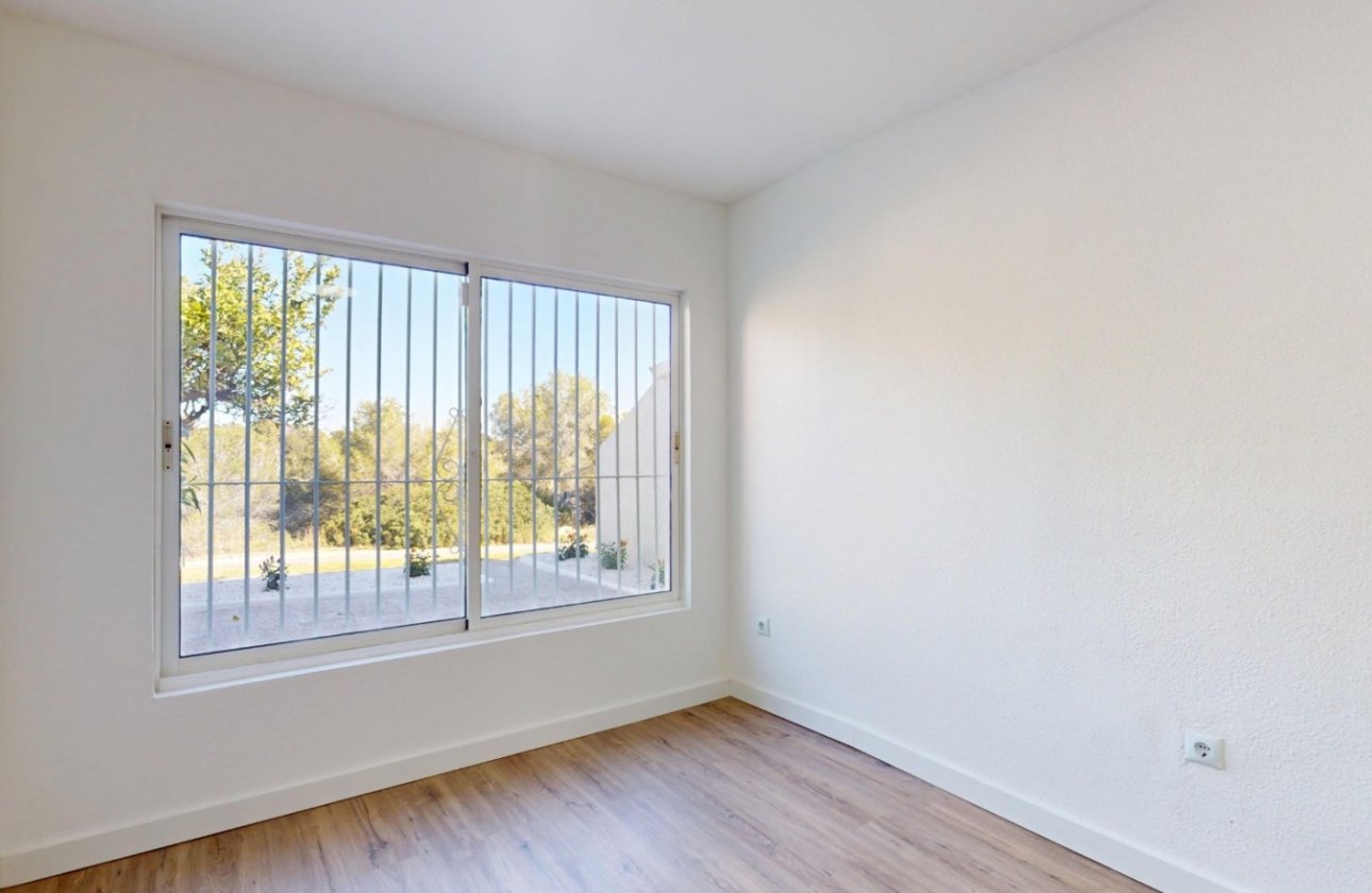 Resale - Apartment -
Orihuela Costa - Costa Blanca