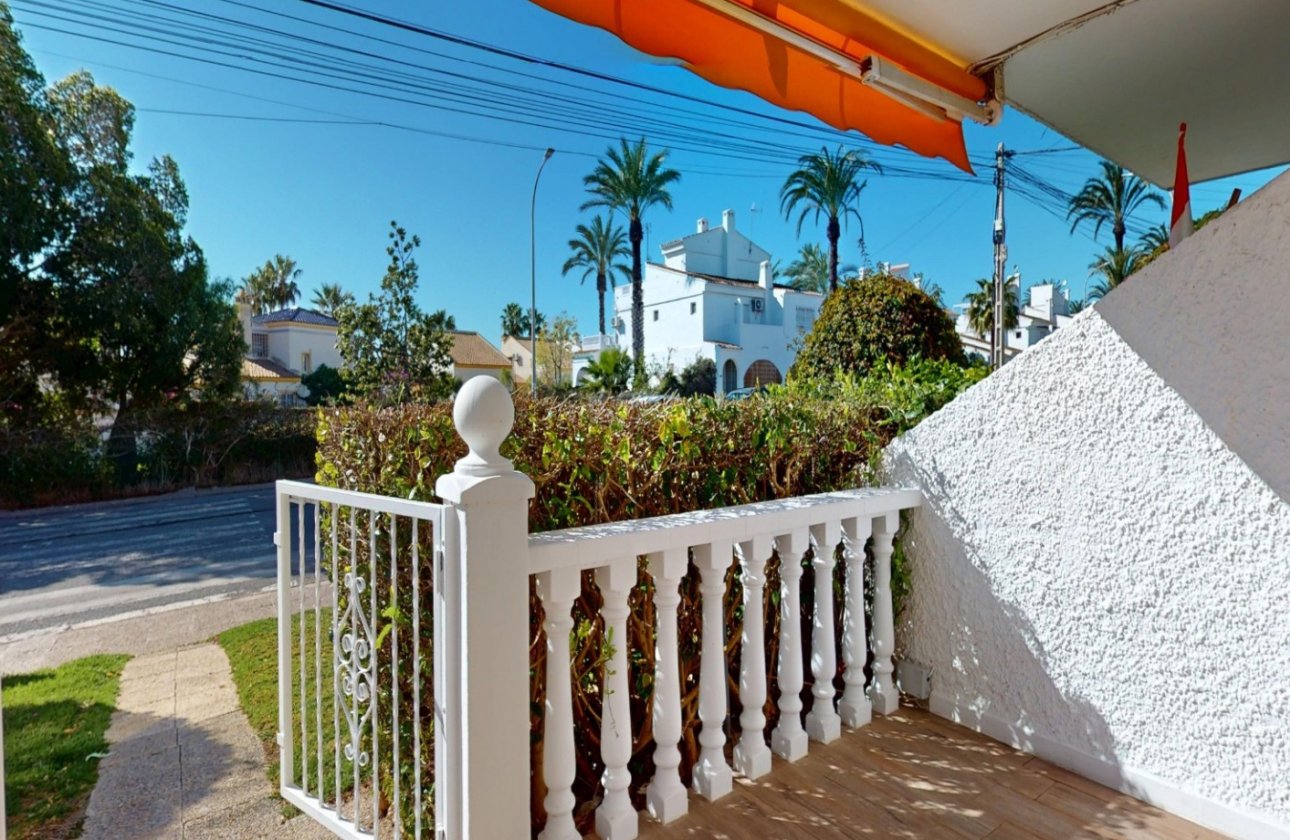 Resale - Apartment -
Orihuela Costa - Costa Blanca