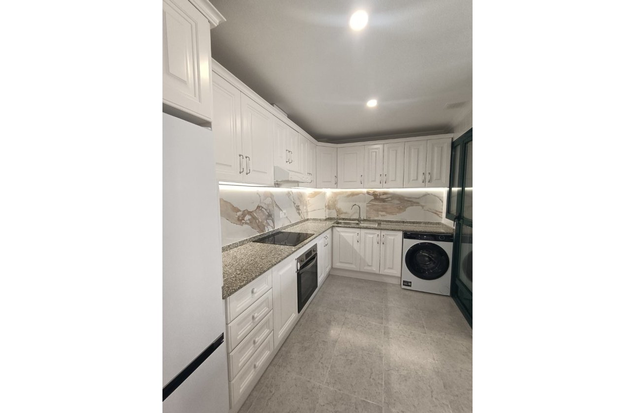 Resale - Apartment -
Orihuela Costa - Costa Blanca