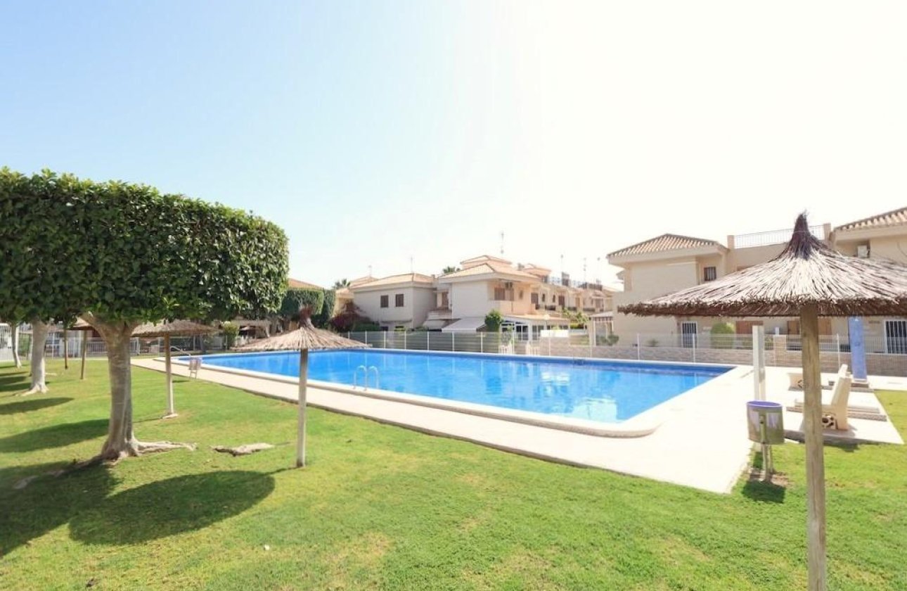 Resale - Apartment -
Orihuela Costa - Costa Blanca