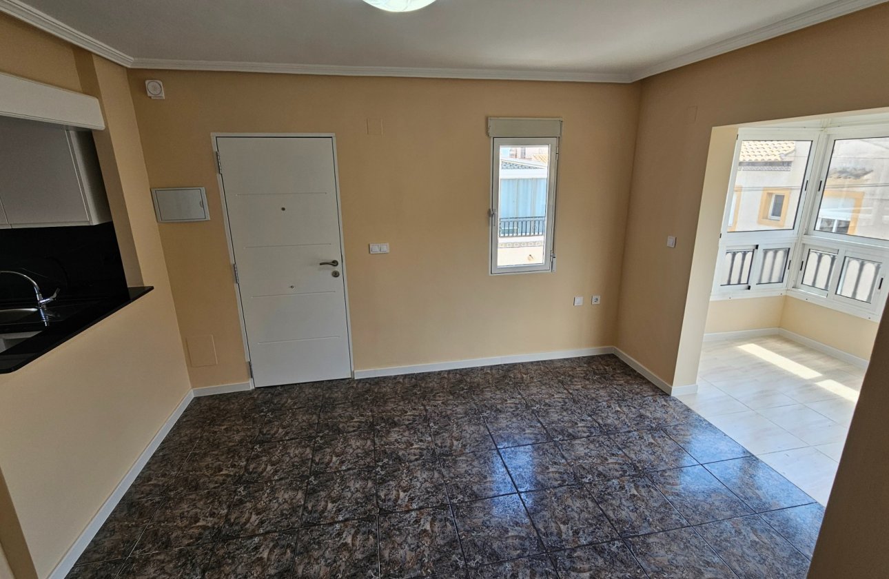 Resale - Apartment -
Orihuela Costa - Costa Blanca