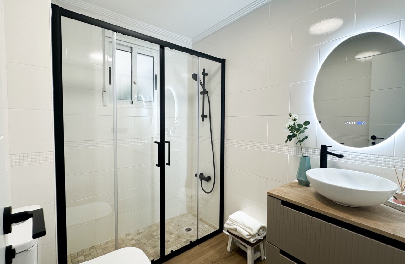 Resale - Apartment -
Orihuela Costa - Costa Blanca