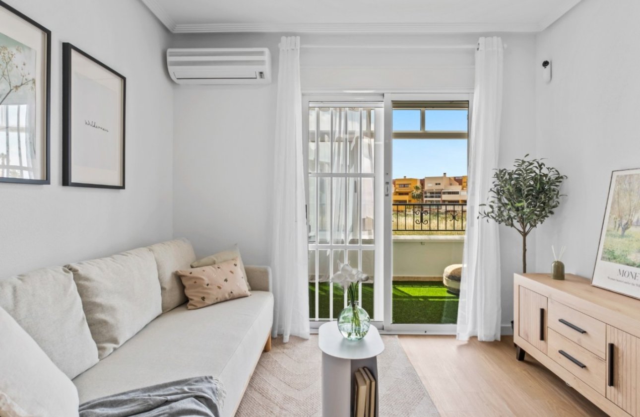 Resale - Apartment -
Orihuela Costa - Costa Blanca
