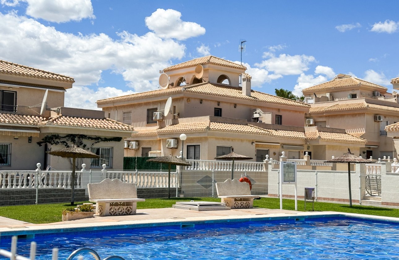 Resale - Apartment -
Orihuela Costa - Costa Blanca