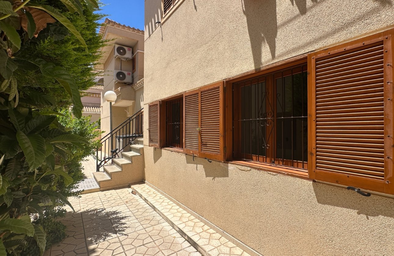 Resale - Apartment -
Orihuela Costa - Costa Blanca