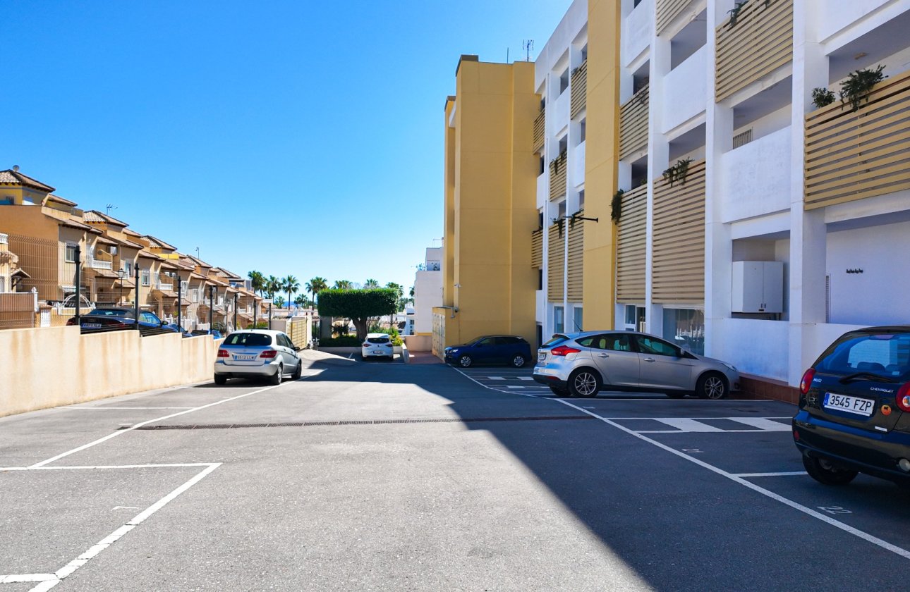 Resale - Apartment -
Orihuela Costa - Costa Blanca