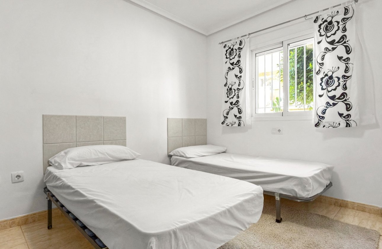 Resale - Apartment -
Orihuela Costa - Costa Blanca