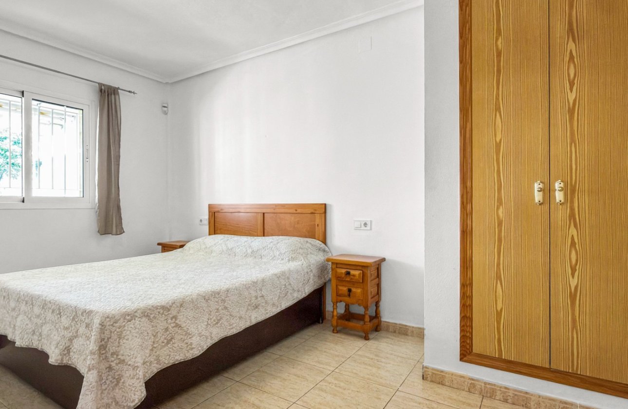 Resale - Apartment -
Orihuela Costa - Costa Blanca