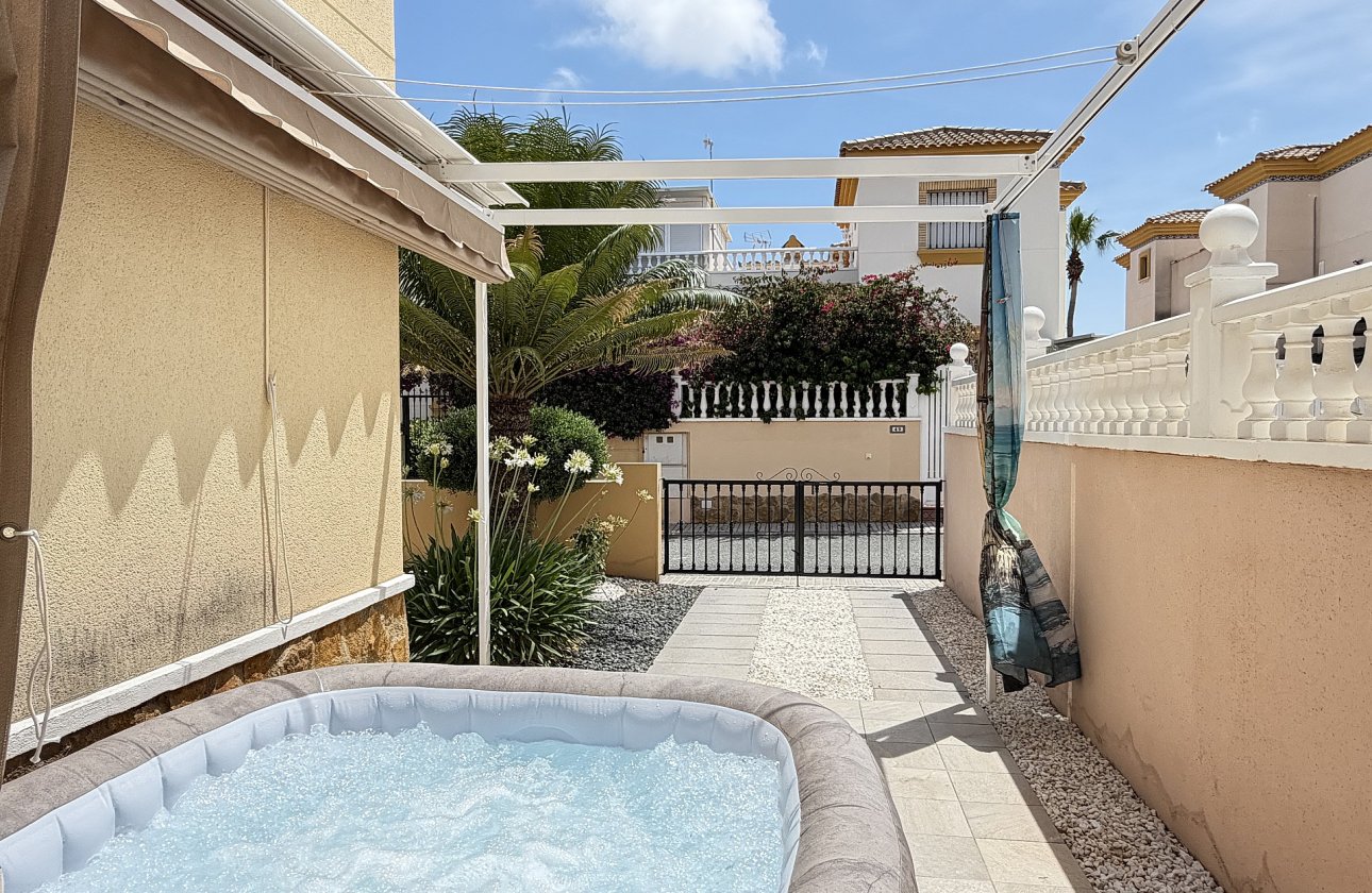 Resale - Apartment -
Orihuela Costa - Costa Blanca