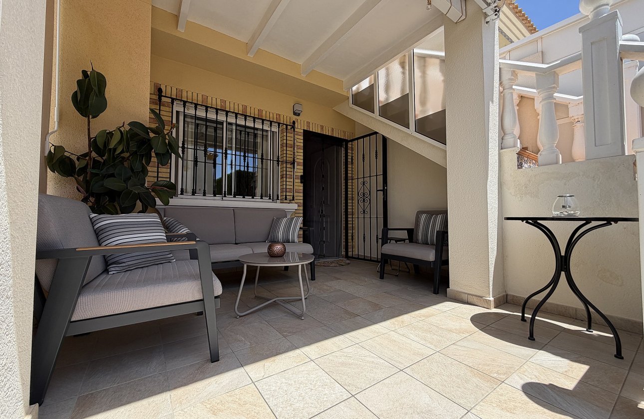 Resale - Apartment -
Orihuela Costa - Costa Blanca