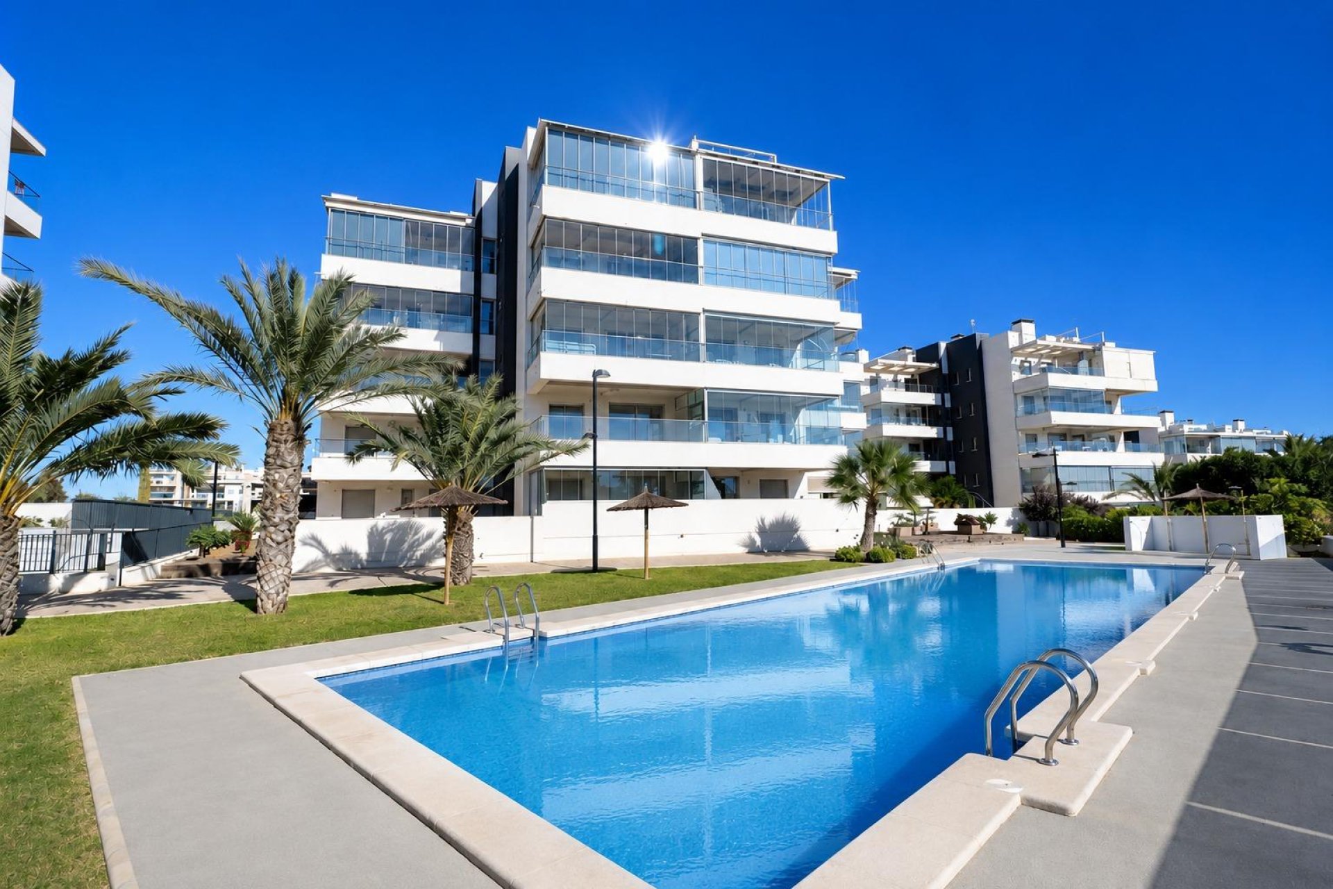 Resale - Apartment -
Orihuela Costa - Costa Blanca