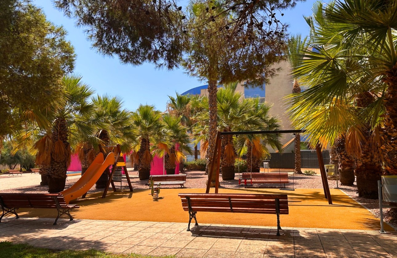 Resale - Apartment -
Orihuela Costa - Costa Blanca