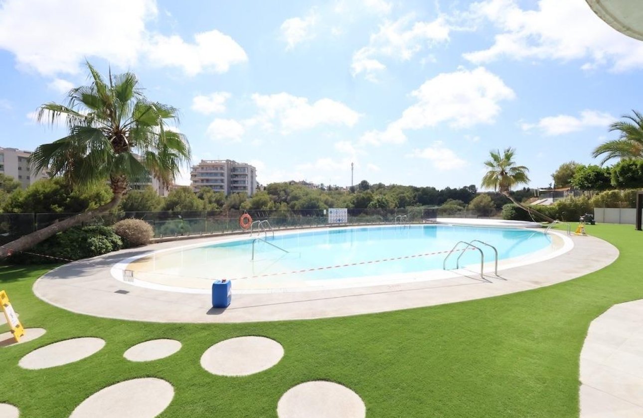 Resale - Apartment -
Orihuela Costa - Costa Blanca