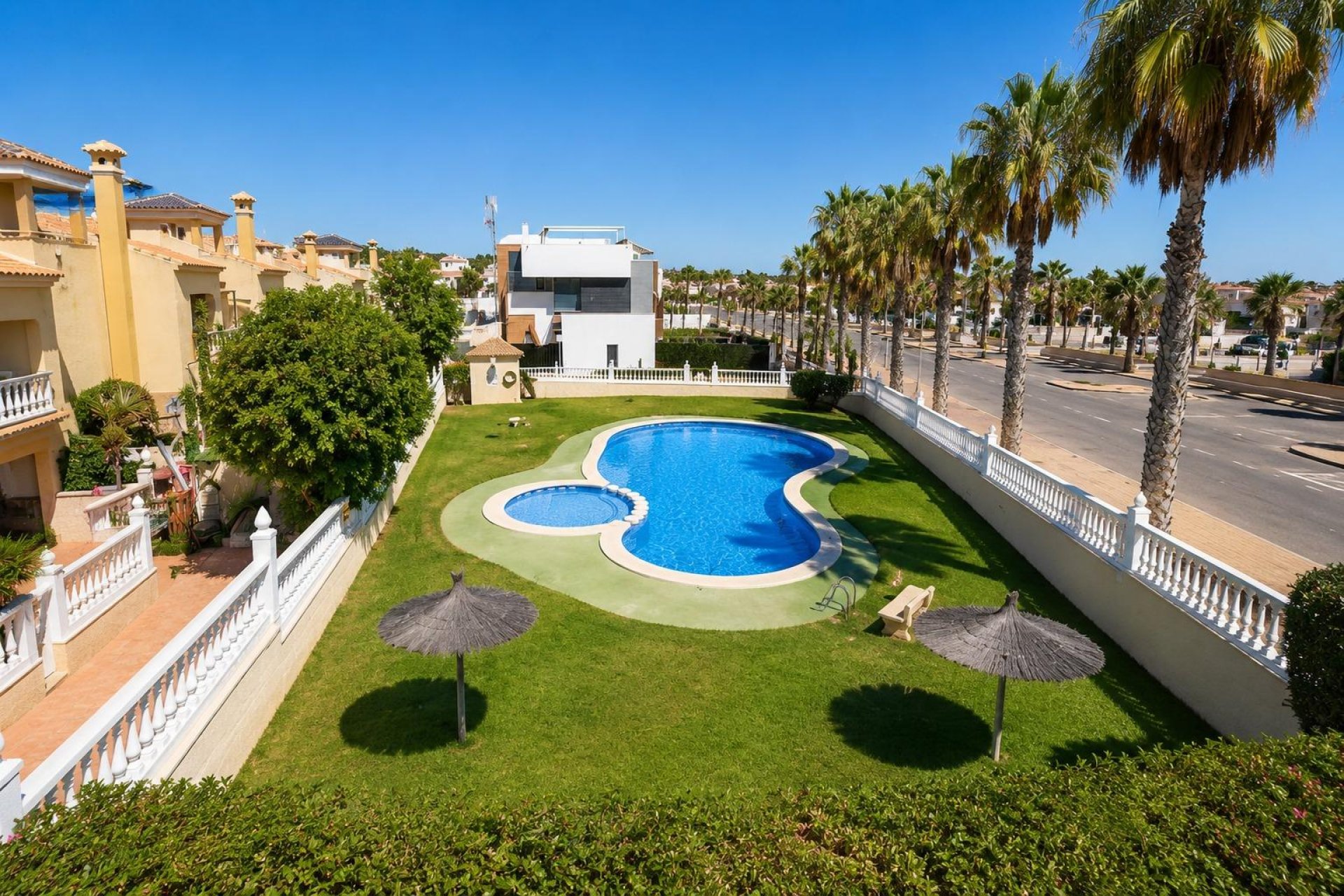 Resale - Apartment -
Orihuela Costa - Costa Blanca