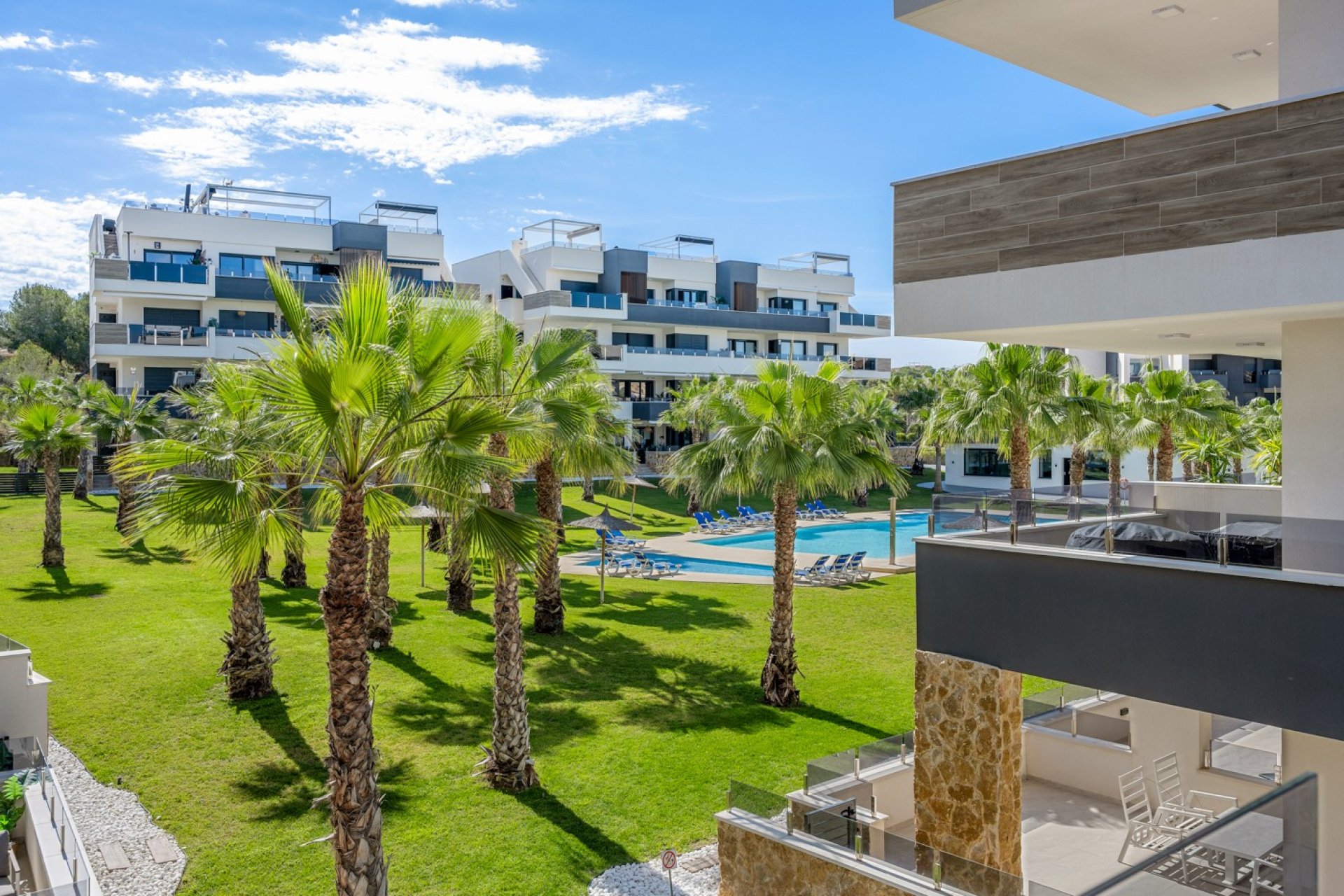 Resale - Apartment -
Orihuela Costa - Costa Blanca
