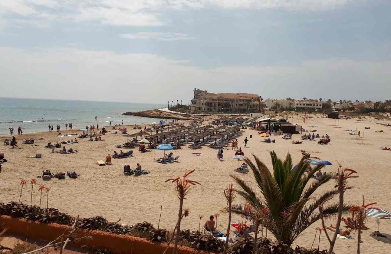 Resale - Apartment -
Orihuela Costa - Costa Blanca
