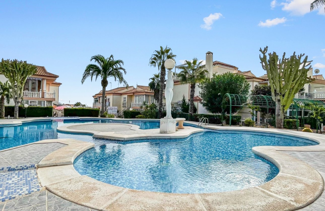 Resale - Apartment -
Orihuela Costa - Costa Blanca