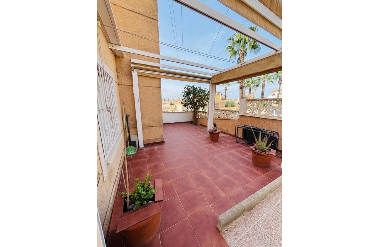Resale - Apartment -
Orihuela Costa - Costa Blanca