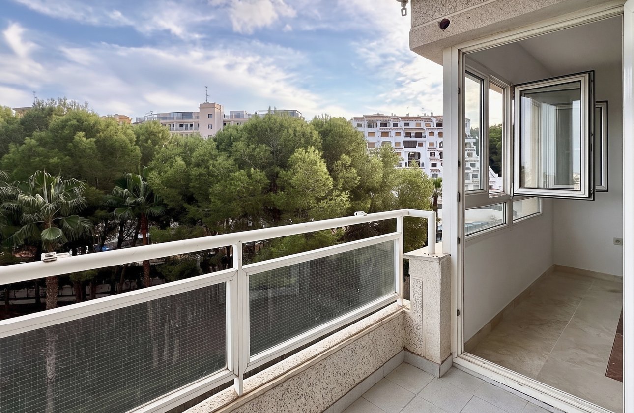 Resale - Apartment -
Orihuela Costa - Costa Blanca