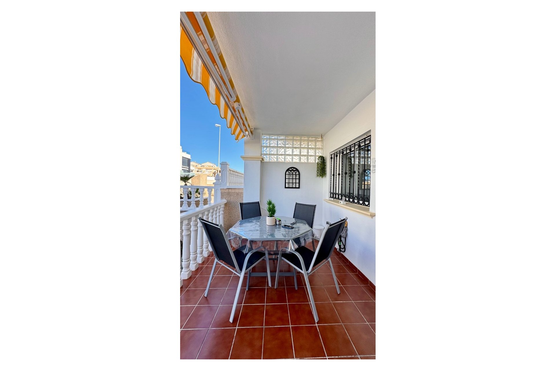 Resale - Apartment -
Orihuela Costa - La Ciñuelica