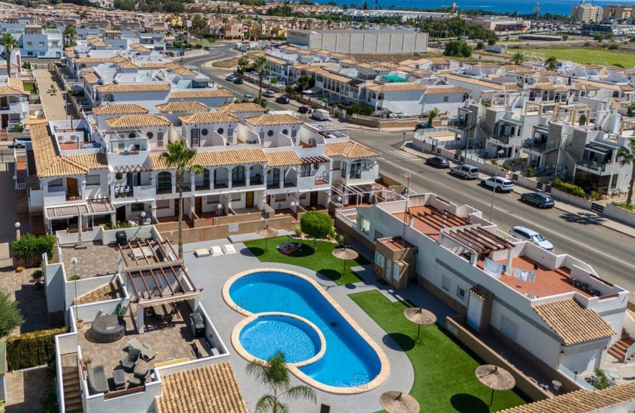 Resale - Apartment -
Orihuela Costa - La Ciñuelica