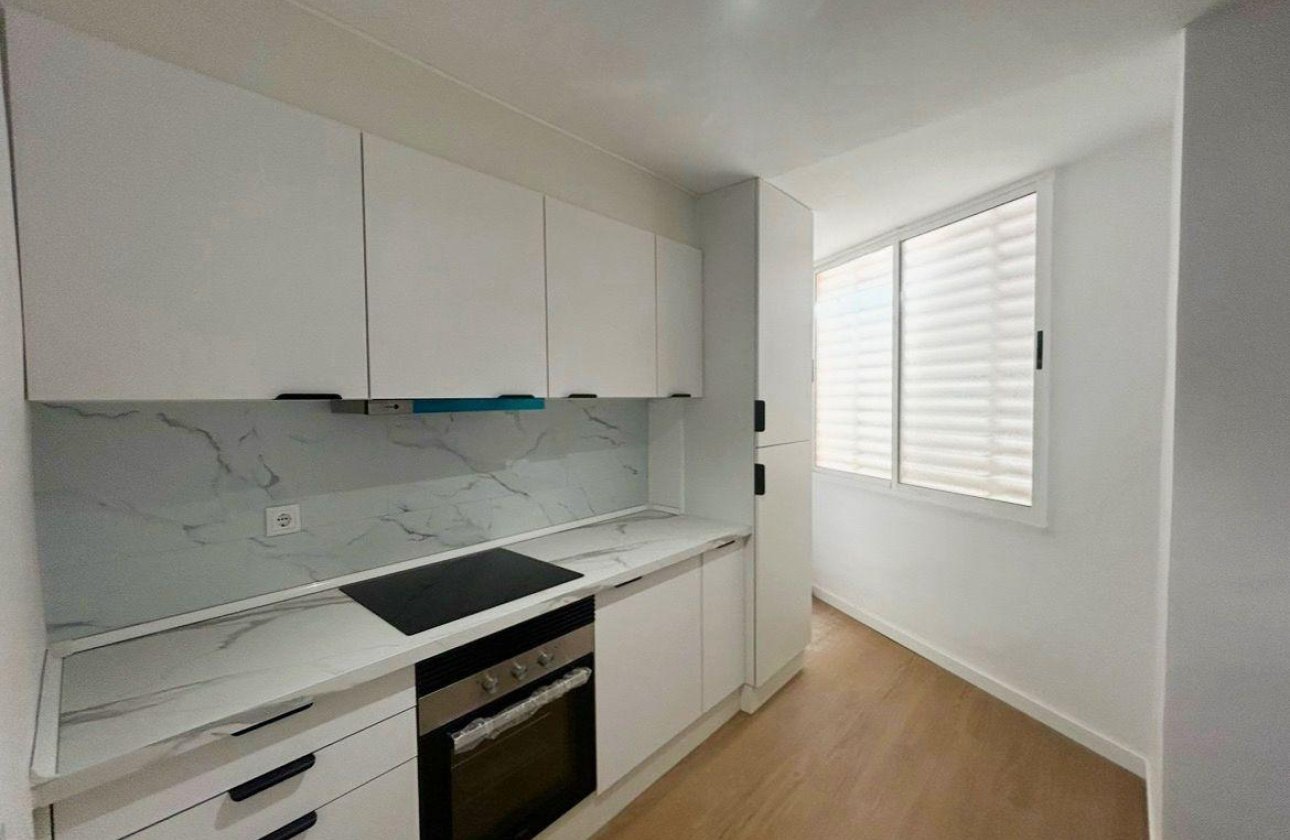 Resale - Apartment -
Orihuela Costa - La Regia