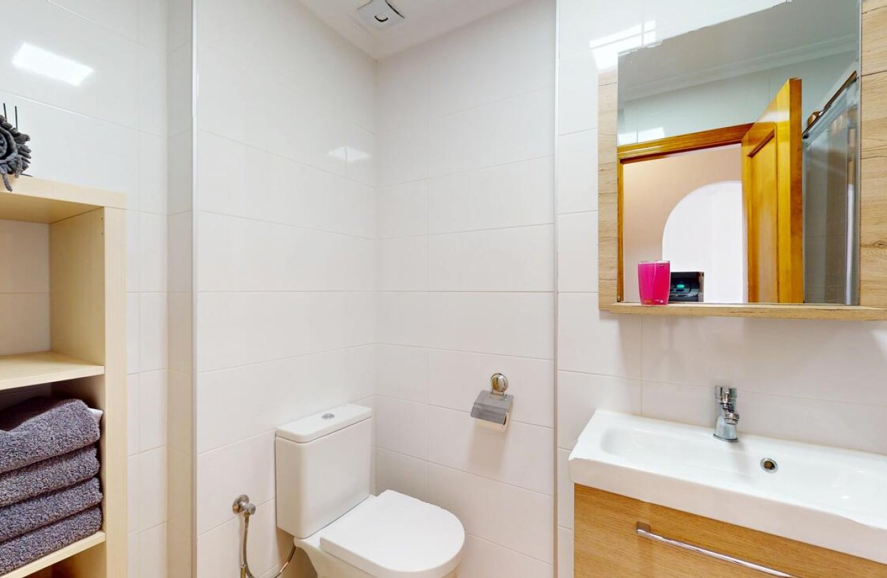 Resale - Apartment -
Orihuela Costa - La Zenia