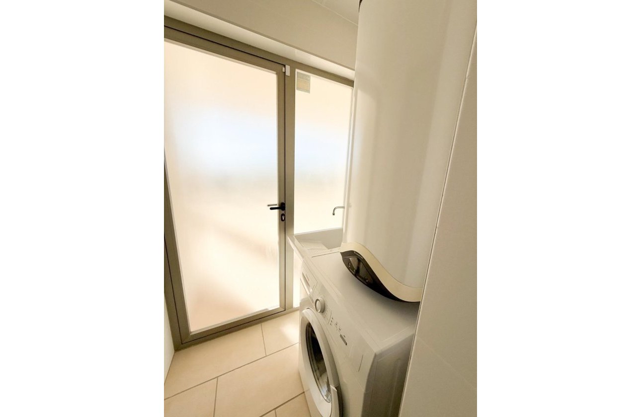 Resale - Apartment -
Orihuela Costa - La Zenia