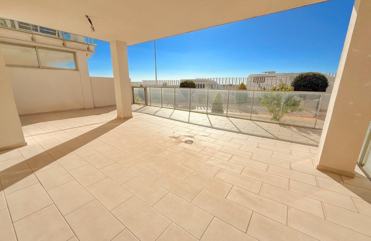 Resale - Apartment -
Orihuela Costa - La Zenia