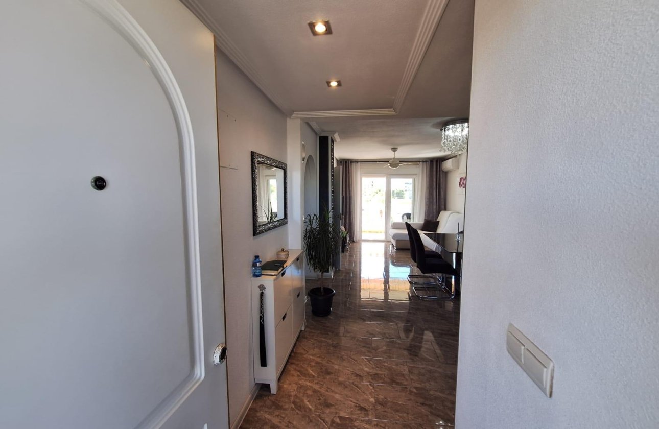 Resale - Apartment -
Orihuela Costa - La Zenia