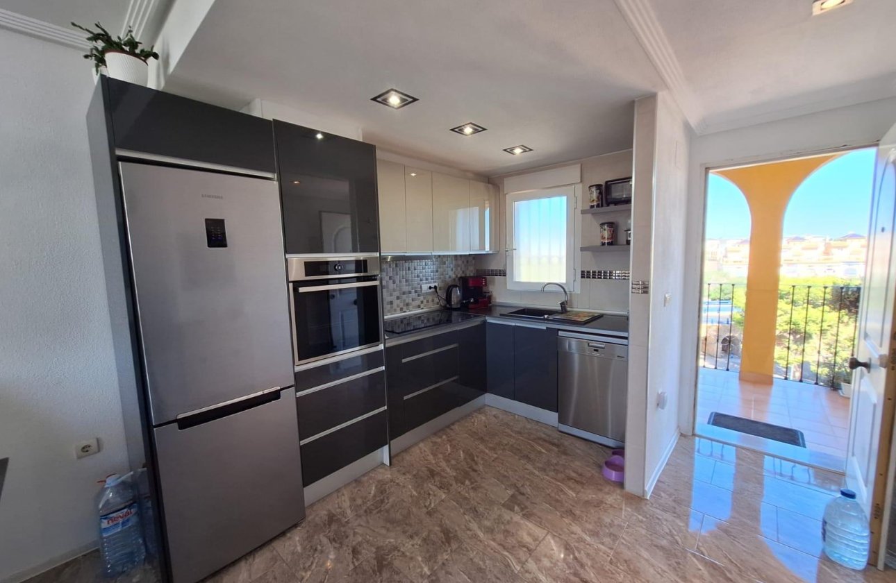 Resale - Apartment -
Orihuela Costa - La Zenia