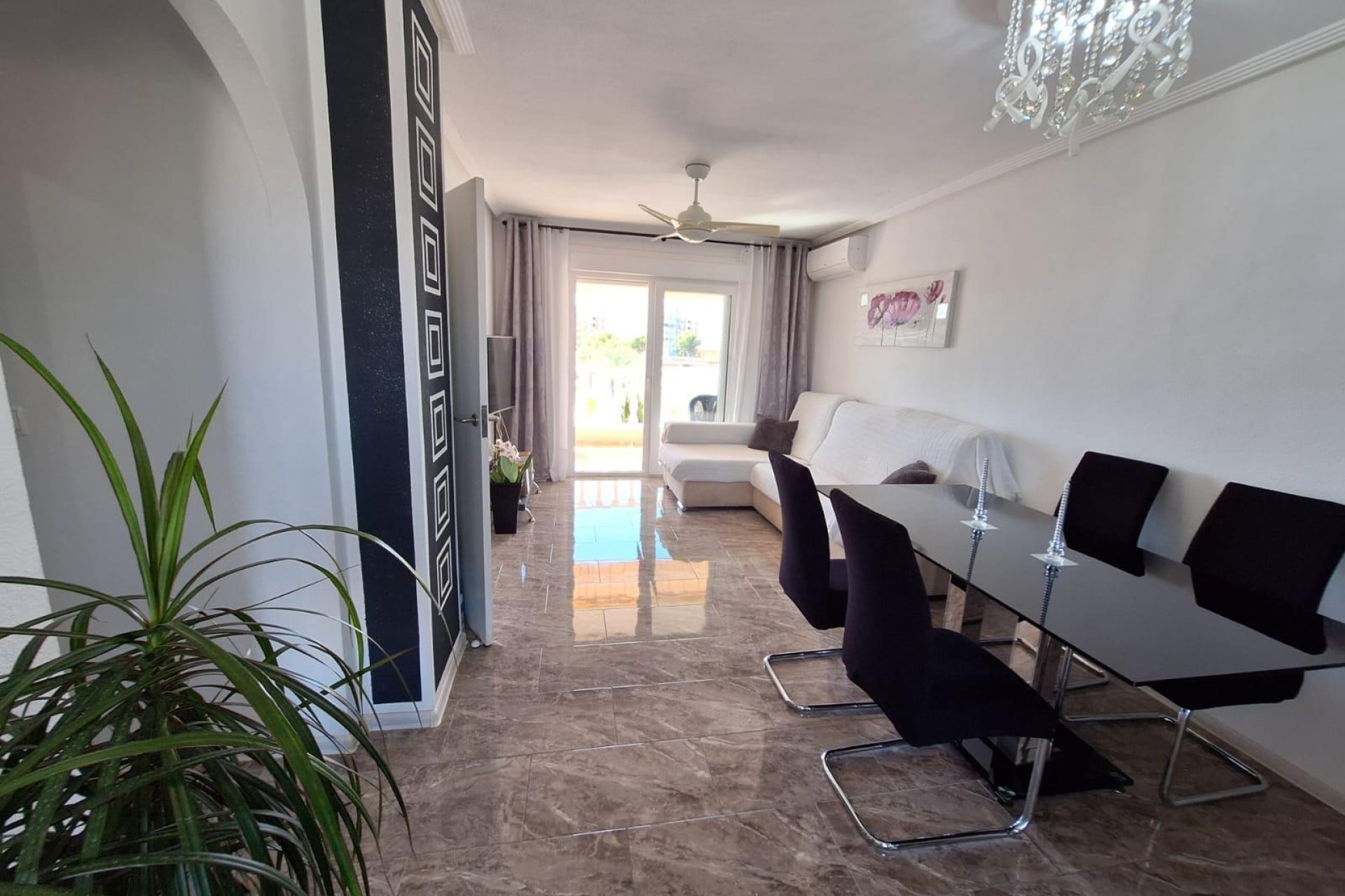 Resale - Apartment -
Orihuela Costa - La Zenia