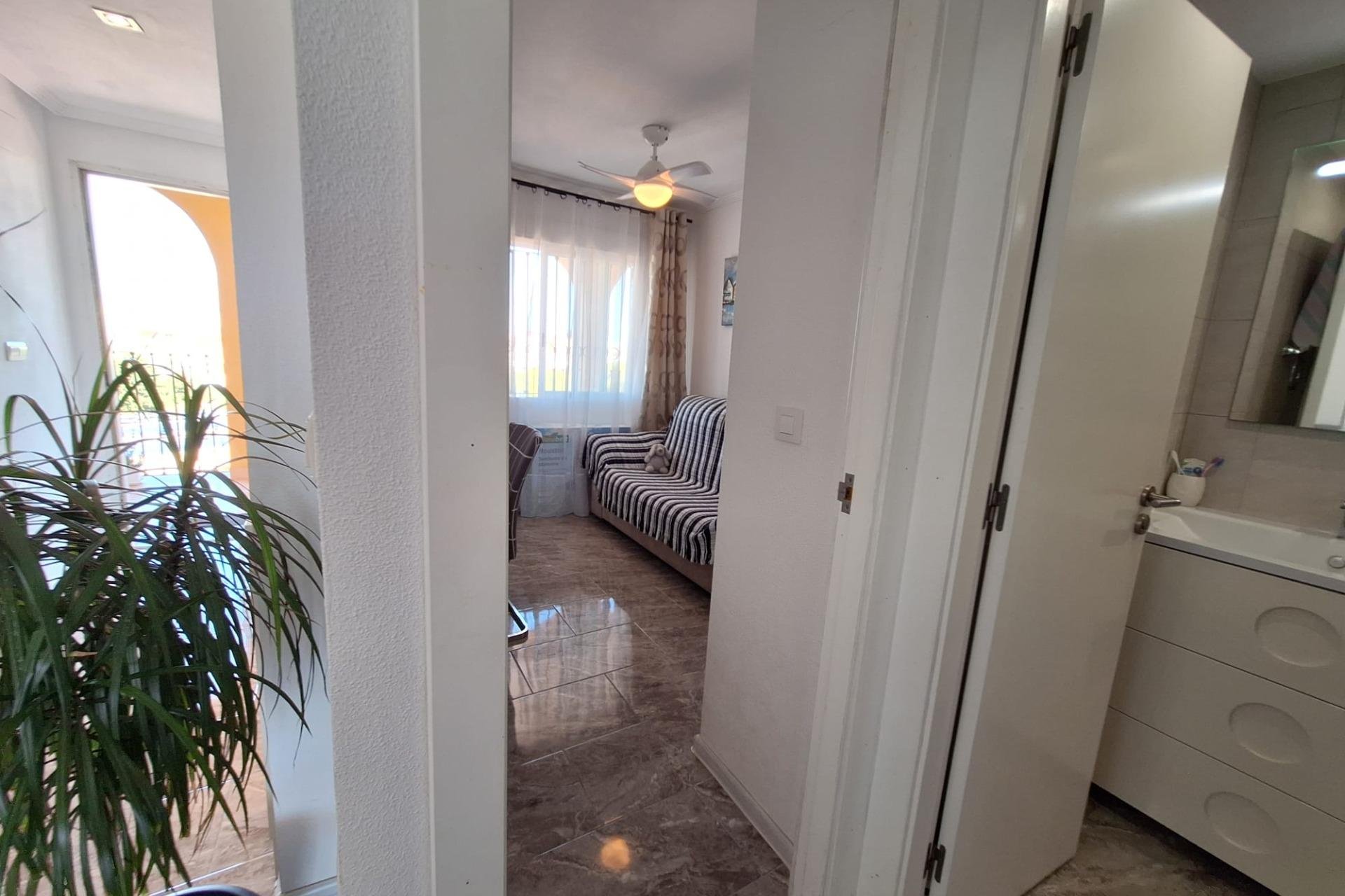 Resale - Apartment -
Orihuela Costa - La Zenia