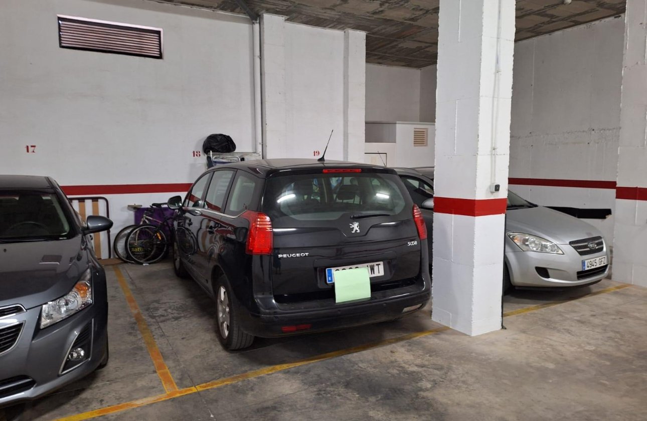 Resale - Apartment -
Orihuela Costa - La Zenia