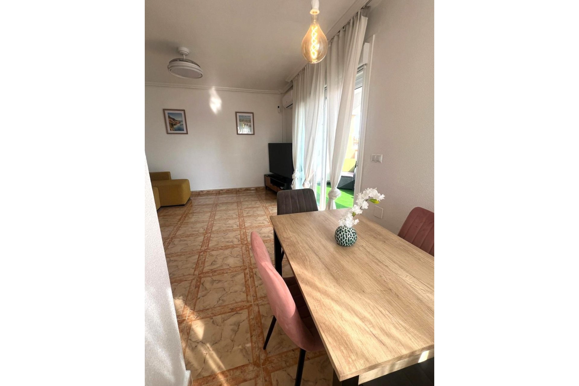 Resale - Apartment -
Orihuela Costa - La Zenia