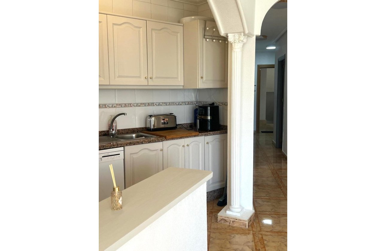 Resale - Apartment -
Orihuela Costa - La Zenia